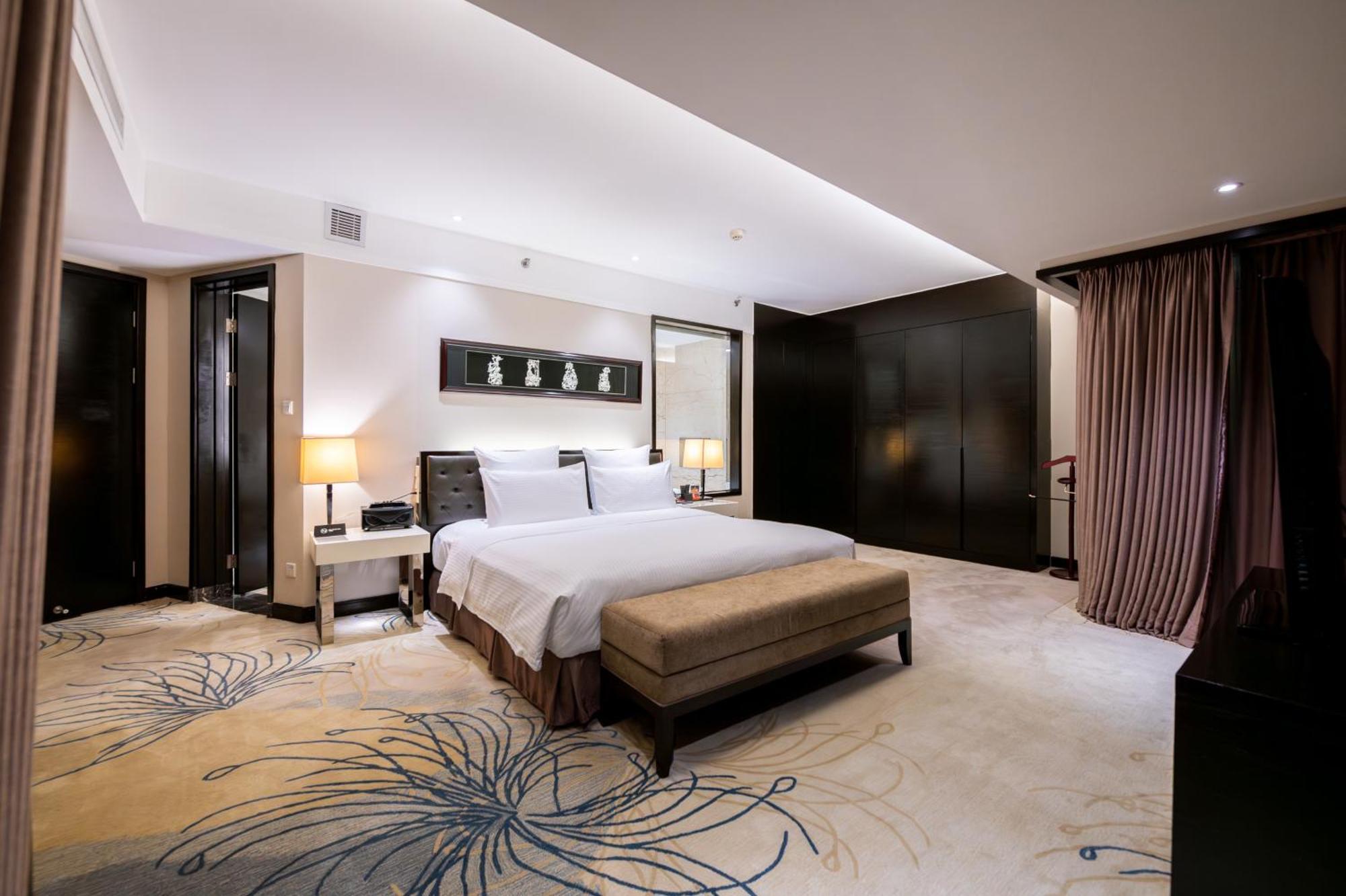 Отель Pullman Guiyang Гуйян Экстерьер фото